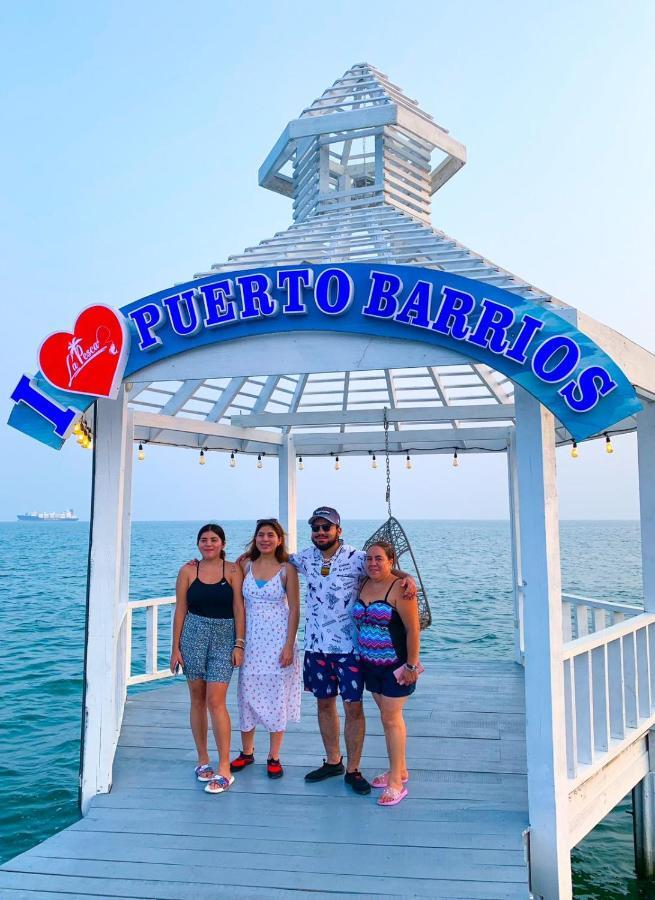 Restaurante Y Hotel “La Pesca” Puerto Barrios Exterior foto